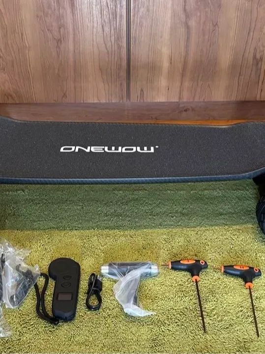 Latest electric skateboard miles phantom product image (5)