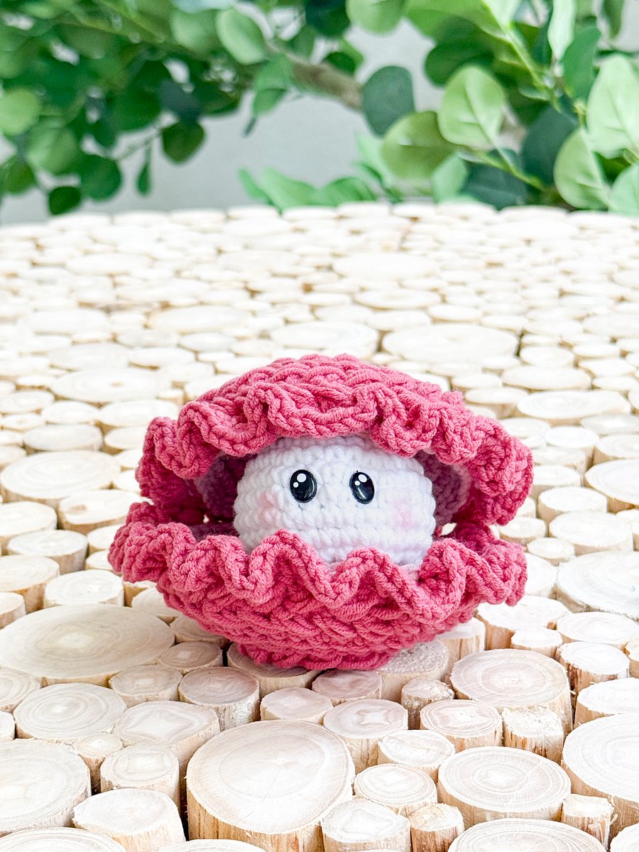 How to Crochet an Clam | No-Sew Amigurumi with Wheat Stitch product image (8)