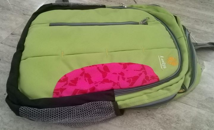 school bag product image (2)