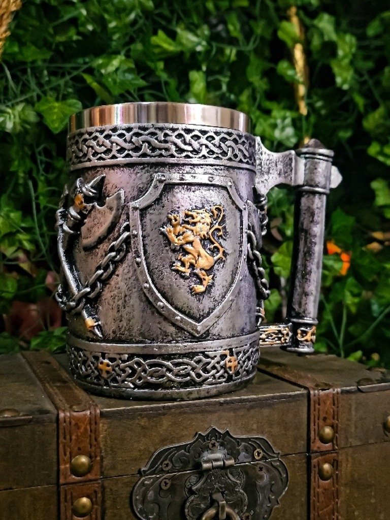 The Armored Kingdom Roaring Lion Crest Mug product image (2)