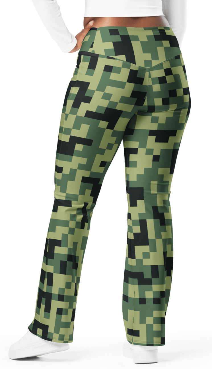 Military Green Camouflage Pixels Camo Pattern Flare Leggings product image (4)