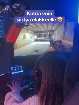 Tyttöhän on jo parempi kuin isänsä 🤔 #counterstrike #cs2 #suomitiktok 