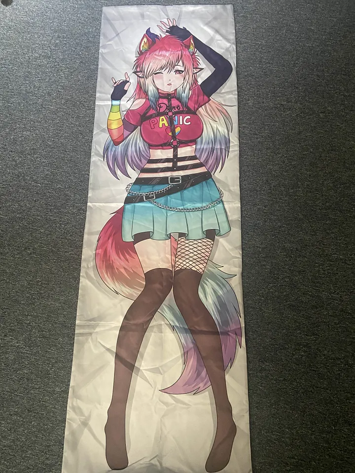 Upendo Dakimakura Body Pillow product image (2)