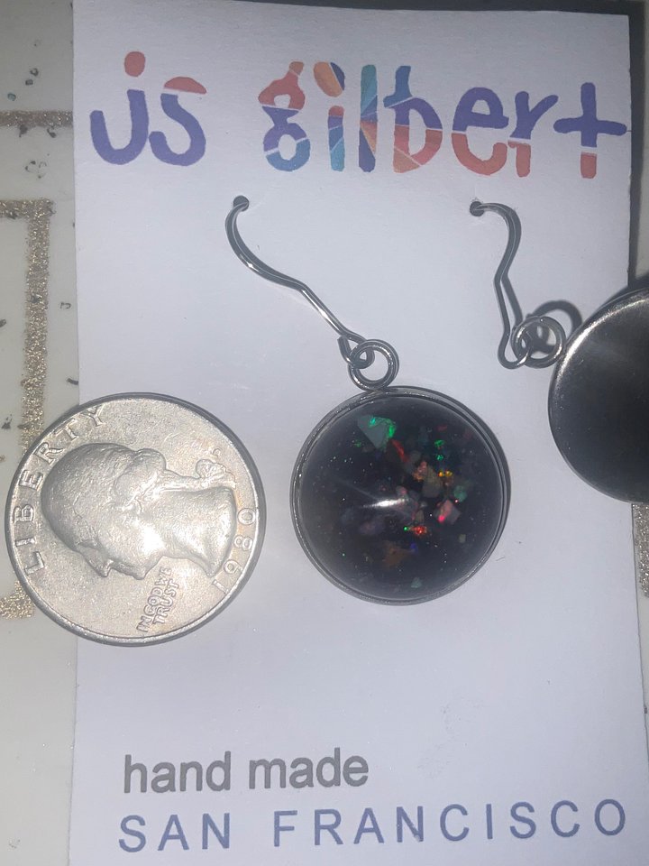 Medium Round dangle Opal Earrings product image (2)