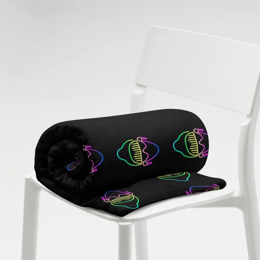 Ma1aci Beats Throw Blanket product image (7)