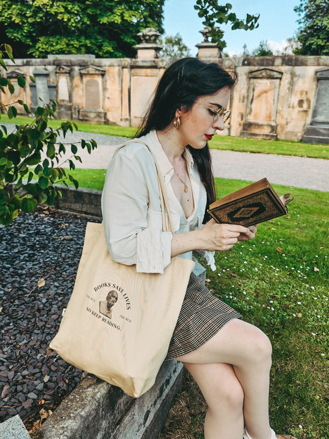 Homer & Shakespeare Tote Bag product image (1)