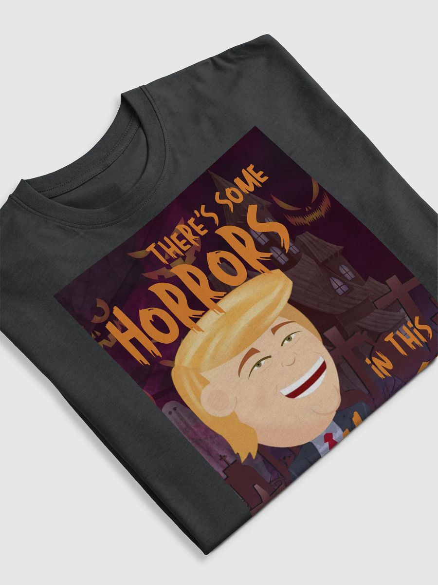 There's some Horrors in this House Men's Tee product image (5)