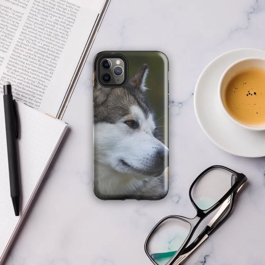Stylish and Protective Doggy Phone Case product image (6)