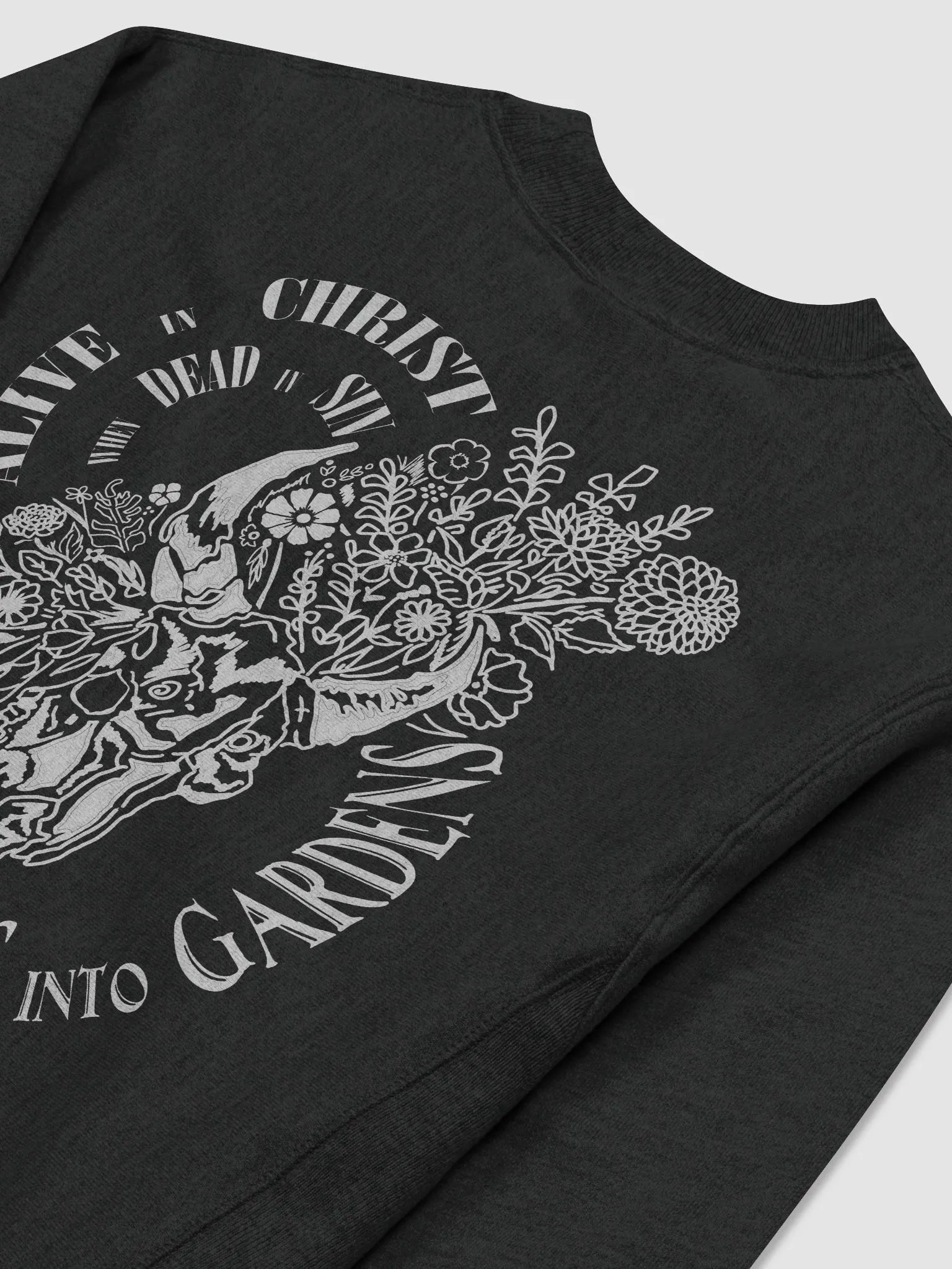 Graves into Gardens Pullover product image (4)