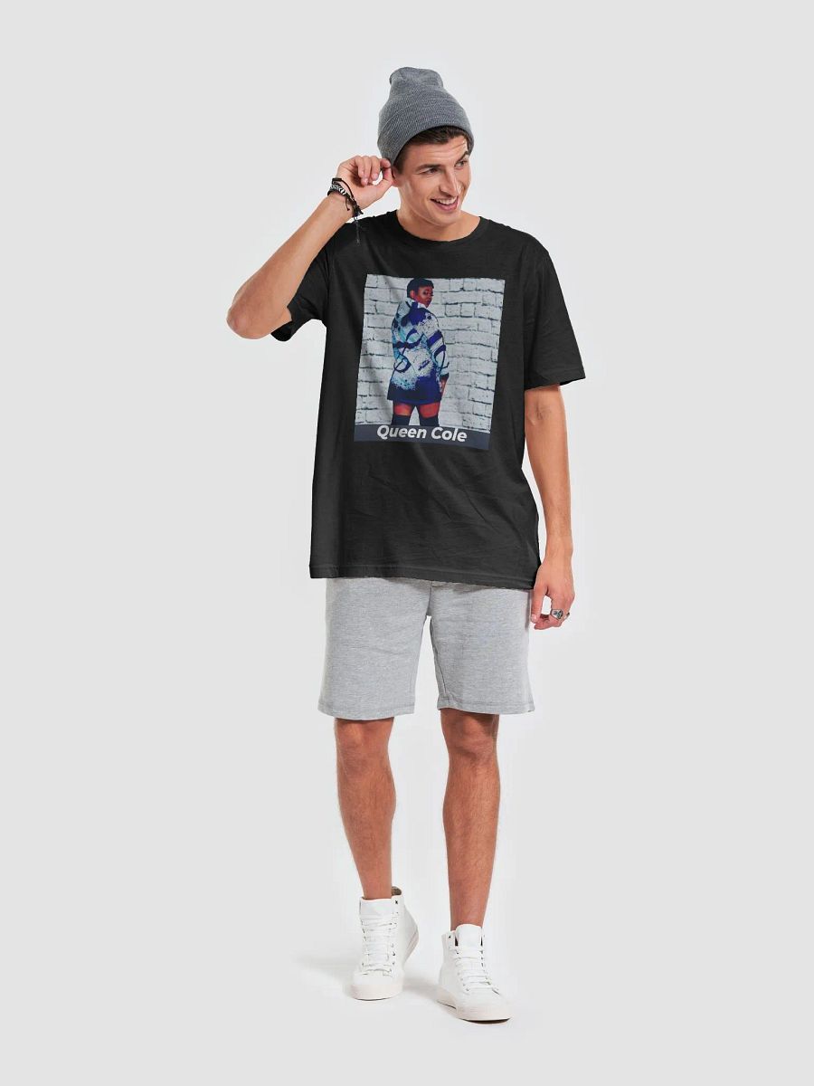 Queen Cole Black and White Tee product image (6)