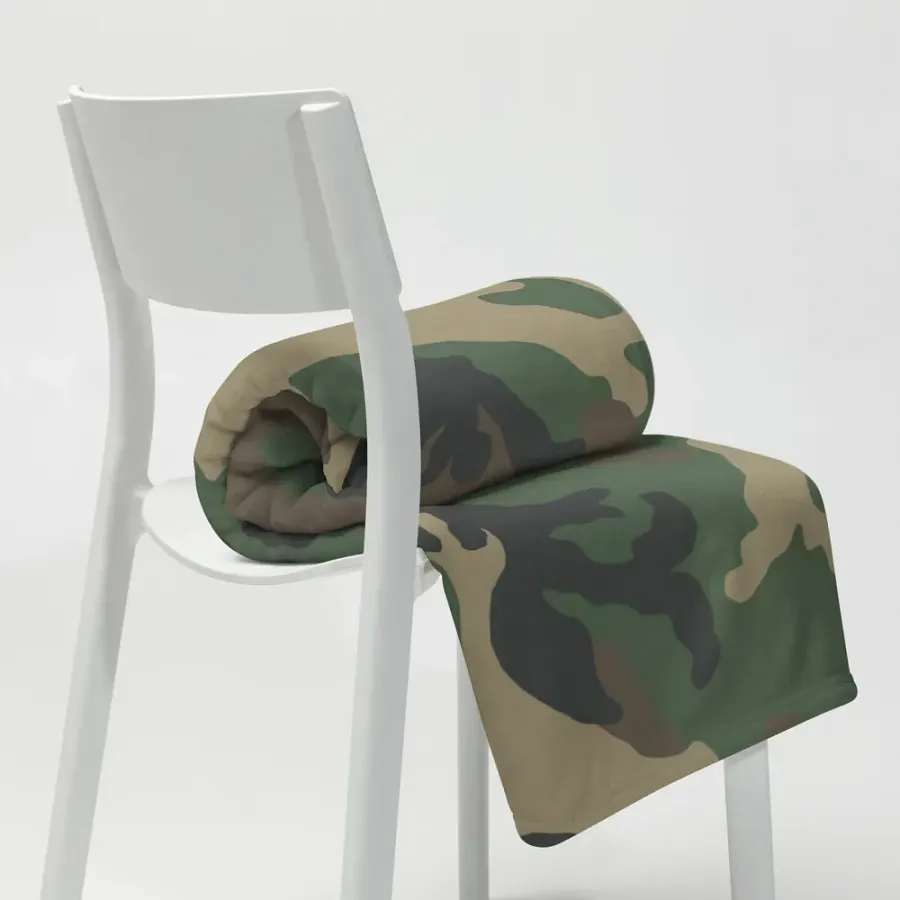 "CIF" Camouflage Comfort Throw Blanket product image (8)