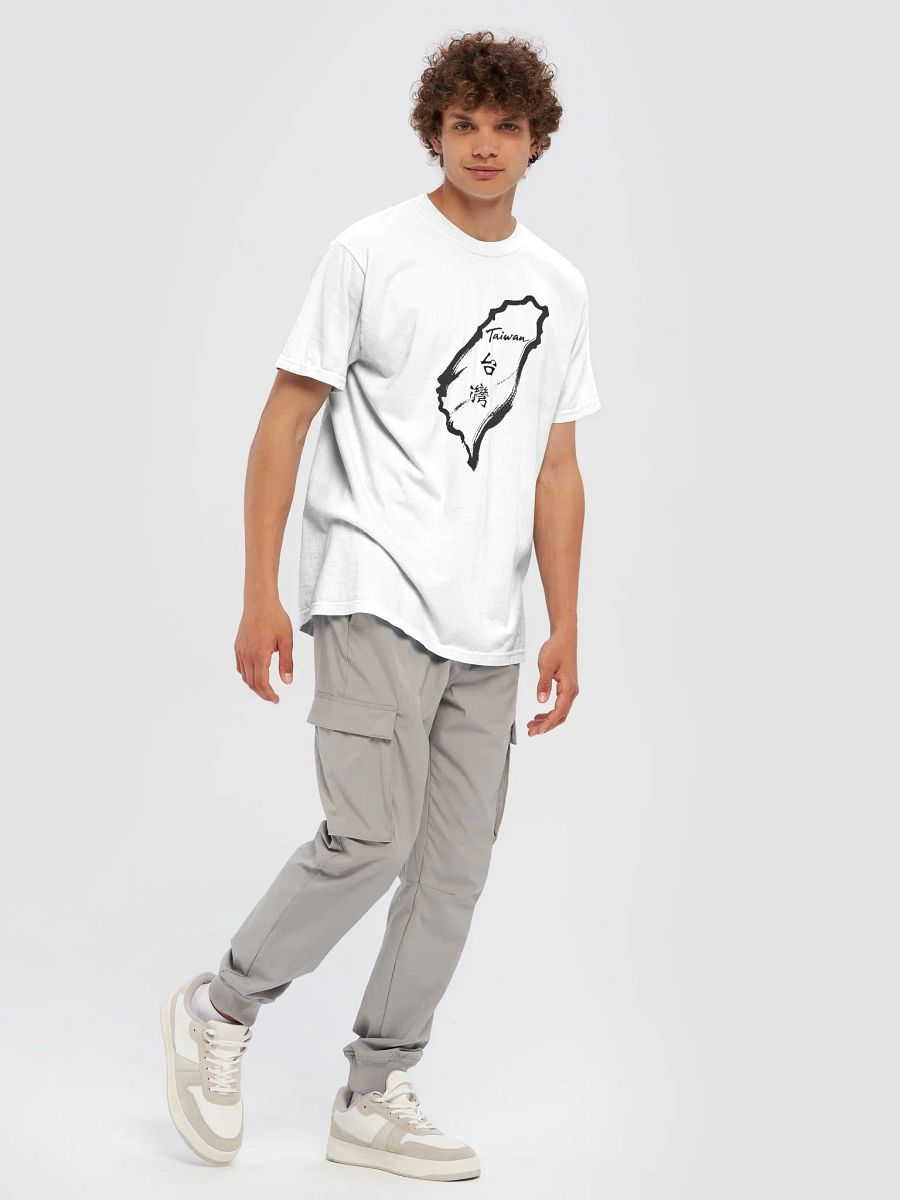 Monochrome Taiwan T-Shirt product image (7)