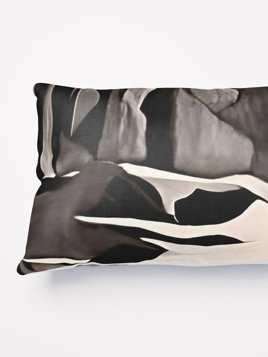 lady of the night Pillow product image (8)