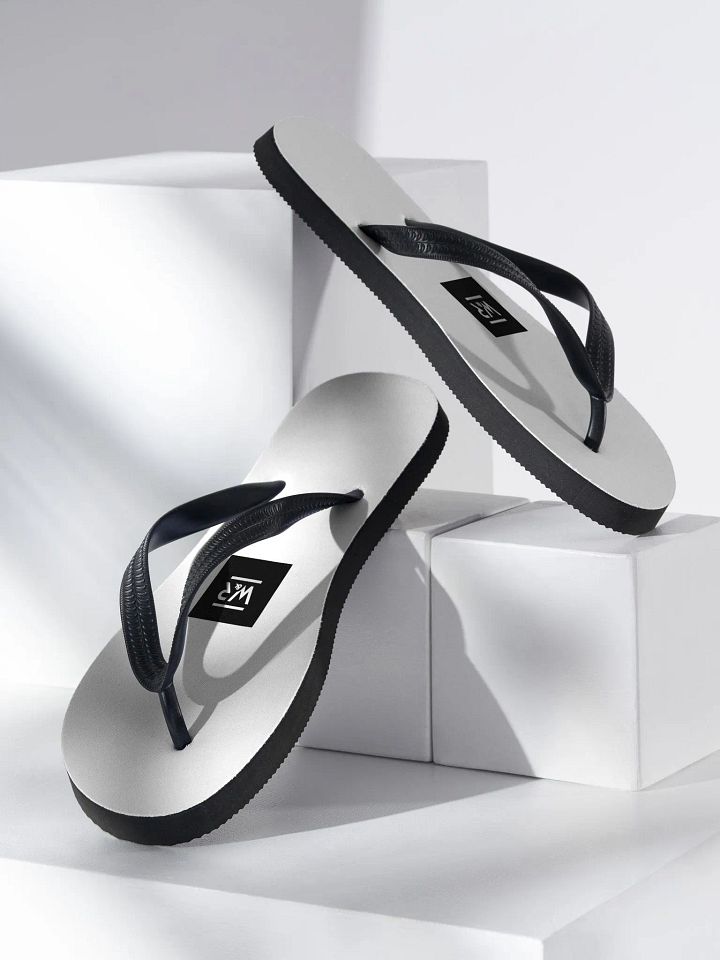 W&R Ampersand Flip-Flops product image (1)