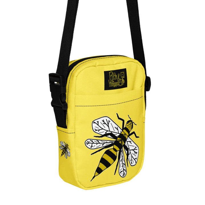Hornet utility crossbody bag product image (1)