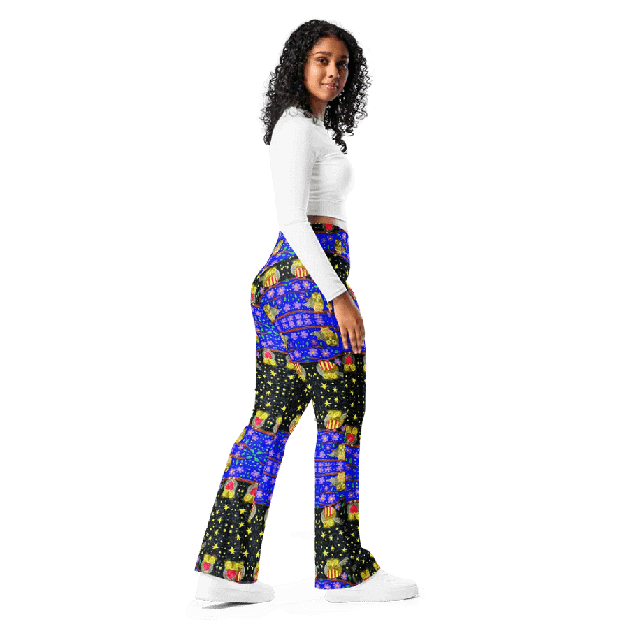 Whimsical Owl Delight Flare Leggings product image (6)