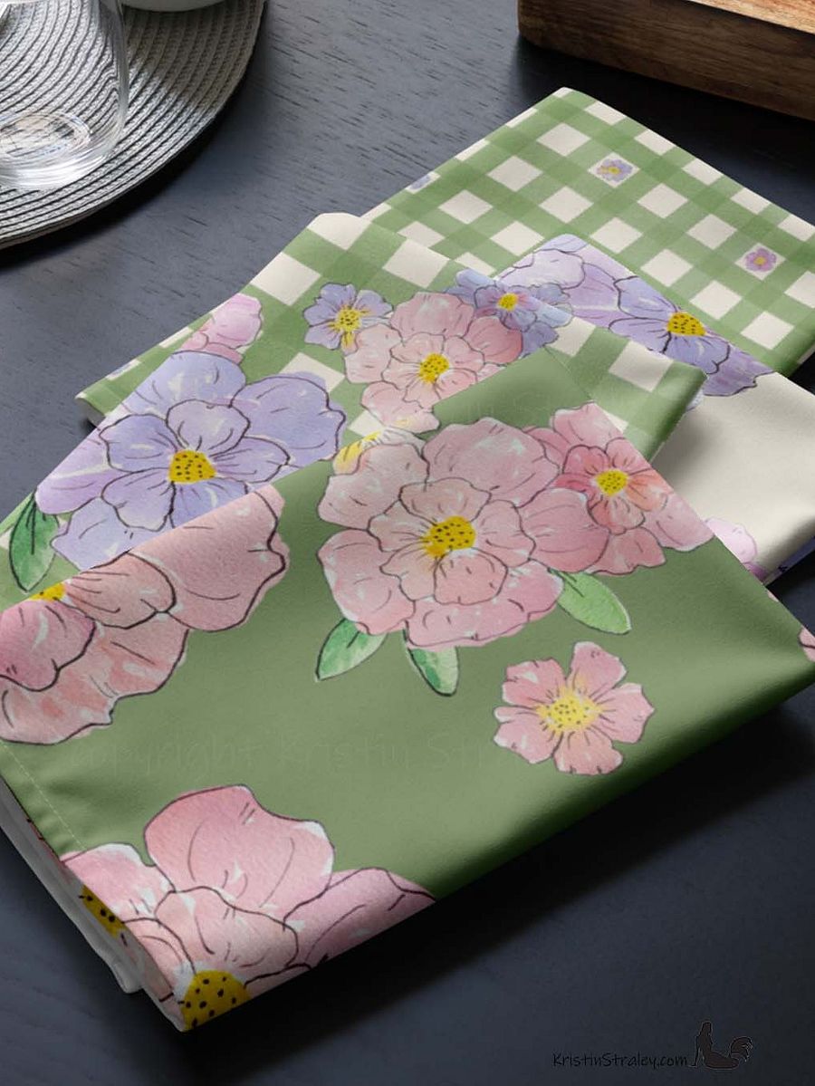Gingham Blossoms Cloth Napkins Set of 4 product image (9)