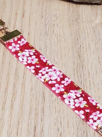 Cherry Blossom Elastic Bracelet | Handmade Accessory for Bellabeat Leaf Urban & Ivy product image (2)