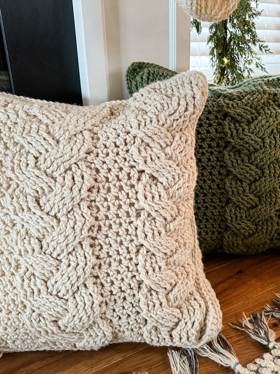 Cozy Cottage Cable PIllow Crochet Pattern product image (5)
