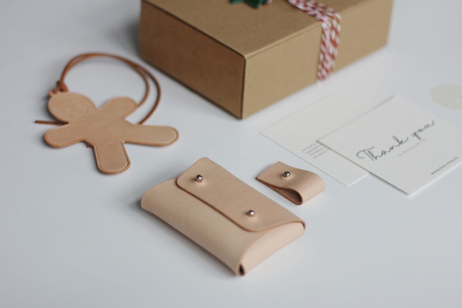 Christmas Gift Vegetable Tanned Leather Cardholder Gift Box Gift Wrapping product image (6)