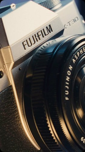 Yeni başlayanlar icin harika bir kamera 😍 Sizce Nasil gorunuyor? #isbirligi #fujifilmxt30iii