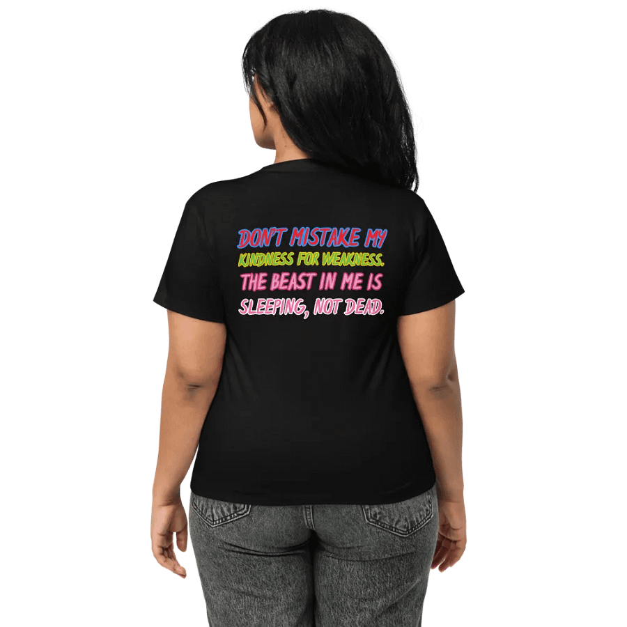Majestic Mane Lion Crowned Tee product image (25)