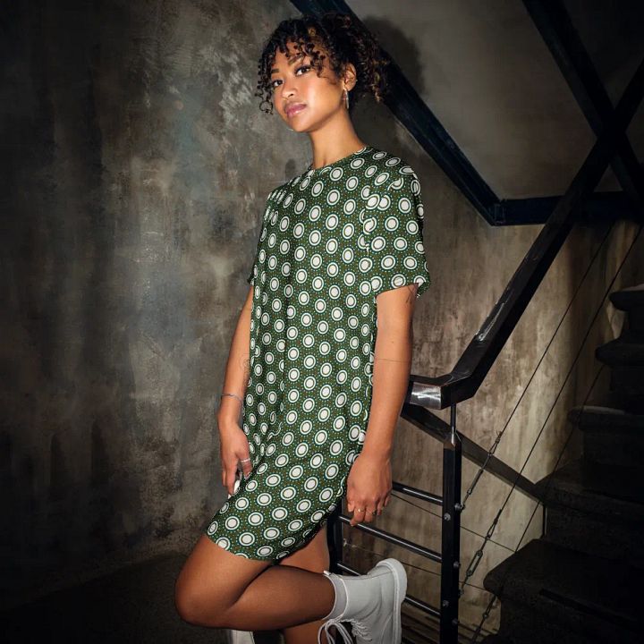 Abstract Circles Repeating Pattern T Shirt Dress product image (1)
