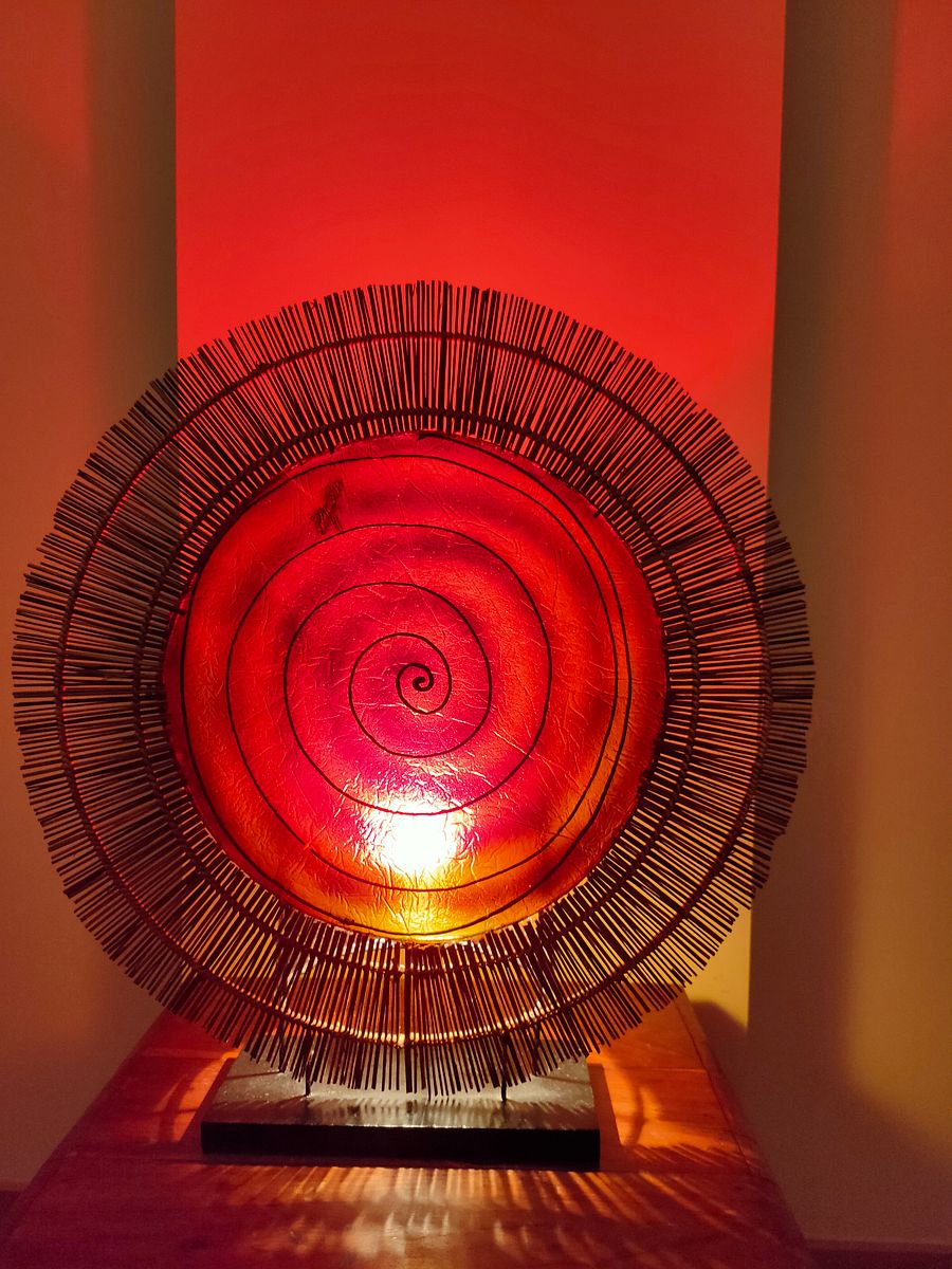 Descubra o Candeeiro Espiral – Um Símbolo de Estoicismo, Naturalidade e os Ciclos da Vida product image (7)
