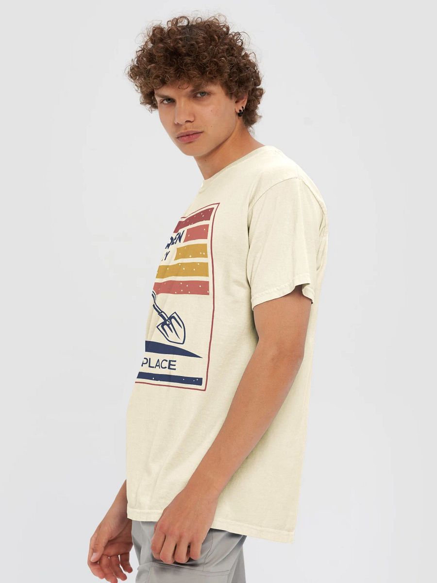 Garden is My Happy Place Vintage Garden Tee product image (4)