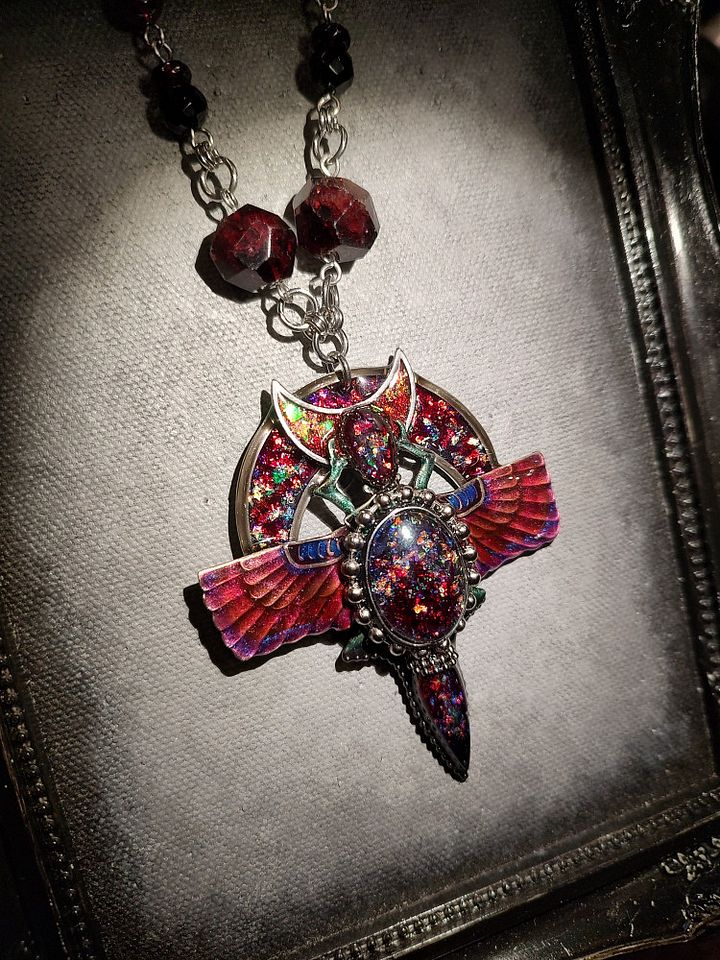 ShadowRealm - Thee Maroon Majesty product image (2)