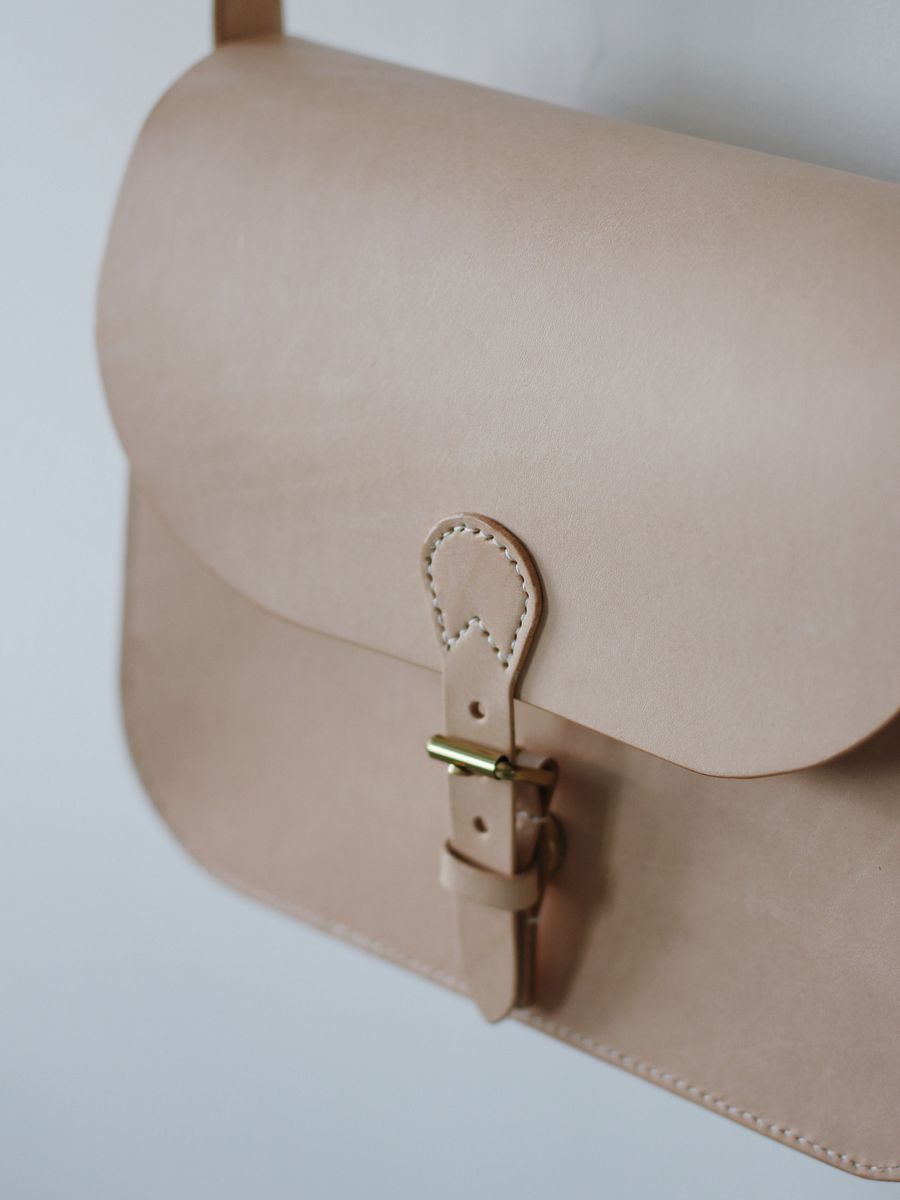 SAMPLE SALE - Vegetable Tanned Leather Saddle Bag in Natural product image (11)