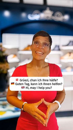 What to say in a store 😵 Learn Swiss German with me

#swissgerman #schweizerdeutsch #schweiz🇨🇭 #switzerland #learngerman #sch...