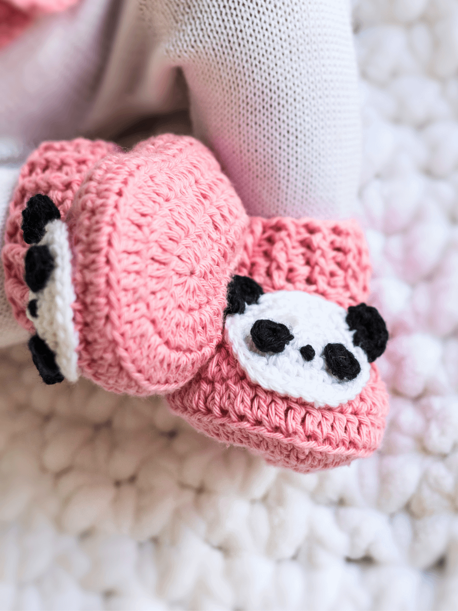 Crochet Pattern: Easy Panda Baby Booties product image (5)
