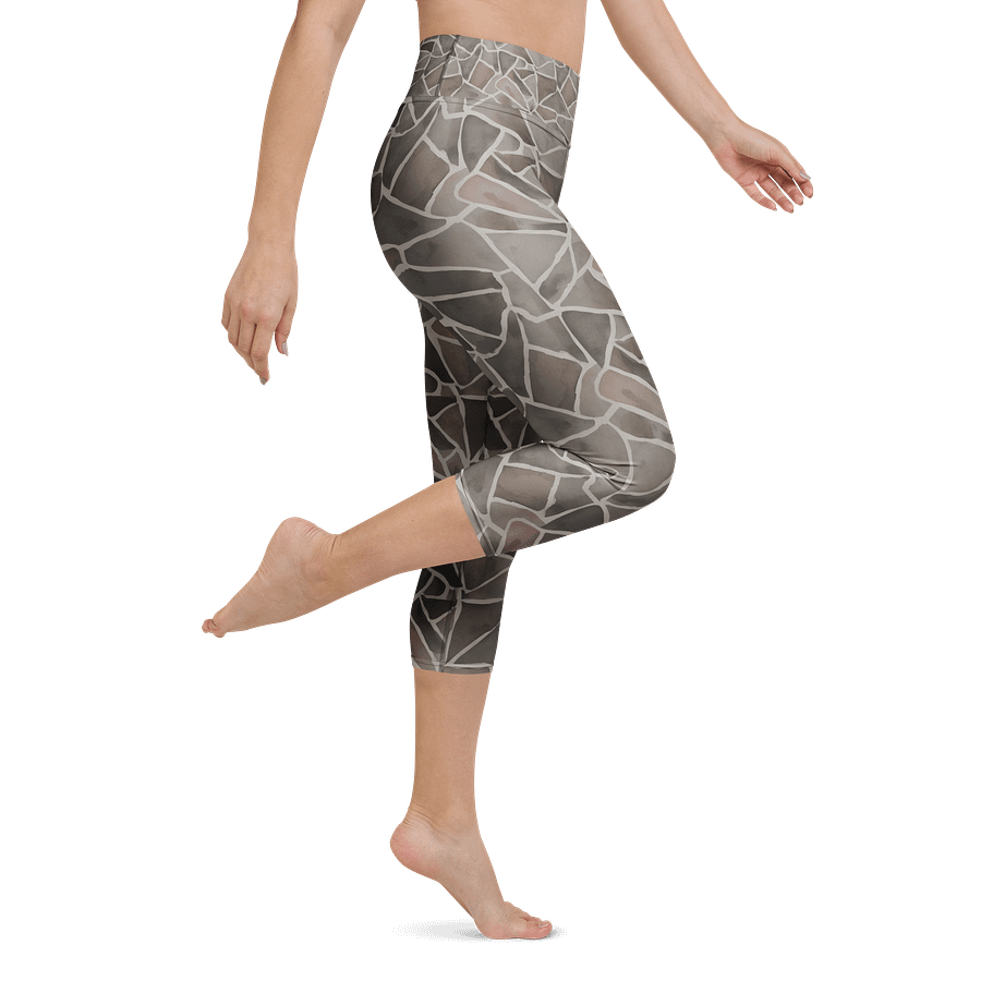Rock Pattern Capri Leggings product image (1)