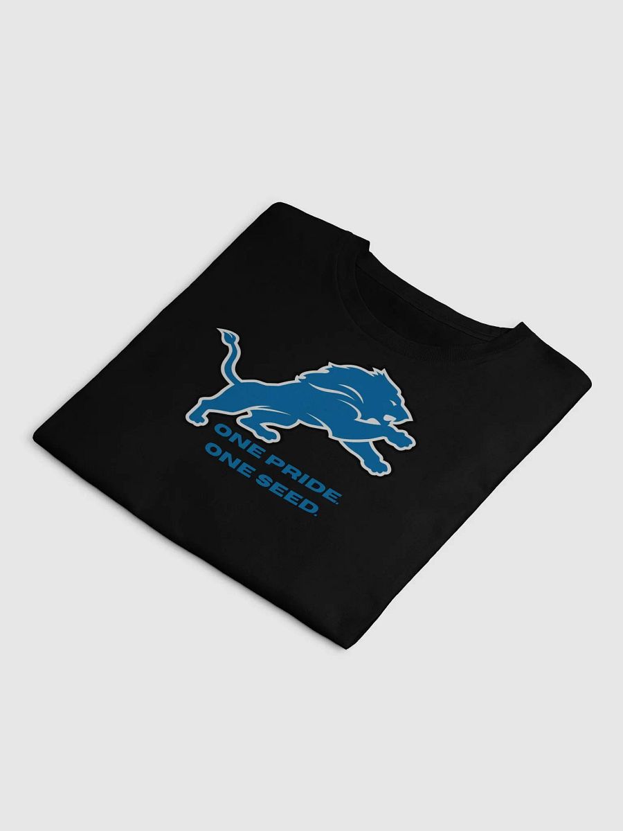 Roaring Lioness Crop Top product image (5)