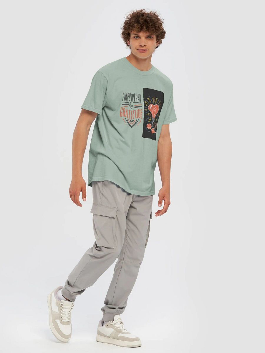Gratitude Illumination Tee product image (44)