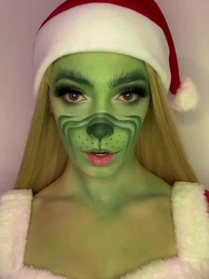 Hate, hate, hate. Double hate. Loathe Entierly. 🎄 #grinch #thegrinch #creativemakeup #grinchmakeup #xmasmakeup #cosplay 