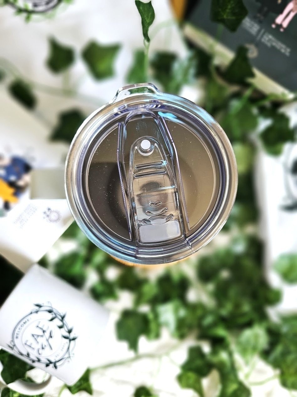 Your New Favorite Travel Mug: Fae Cafe White/Burgundy product image (3)