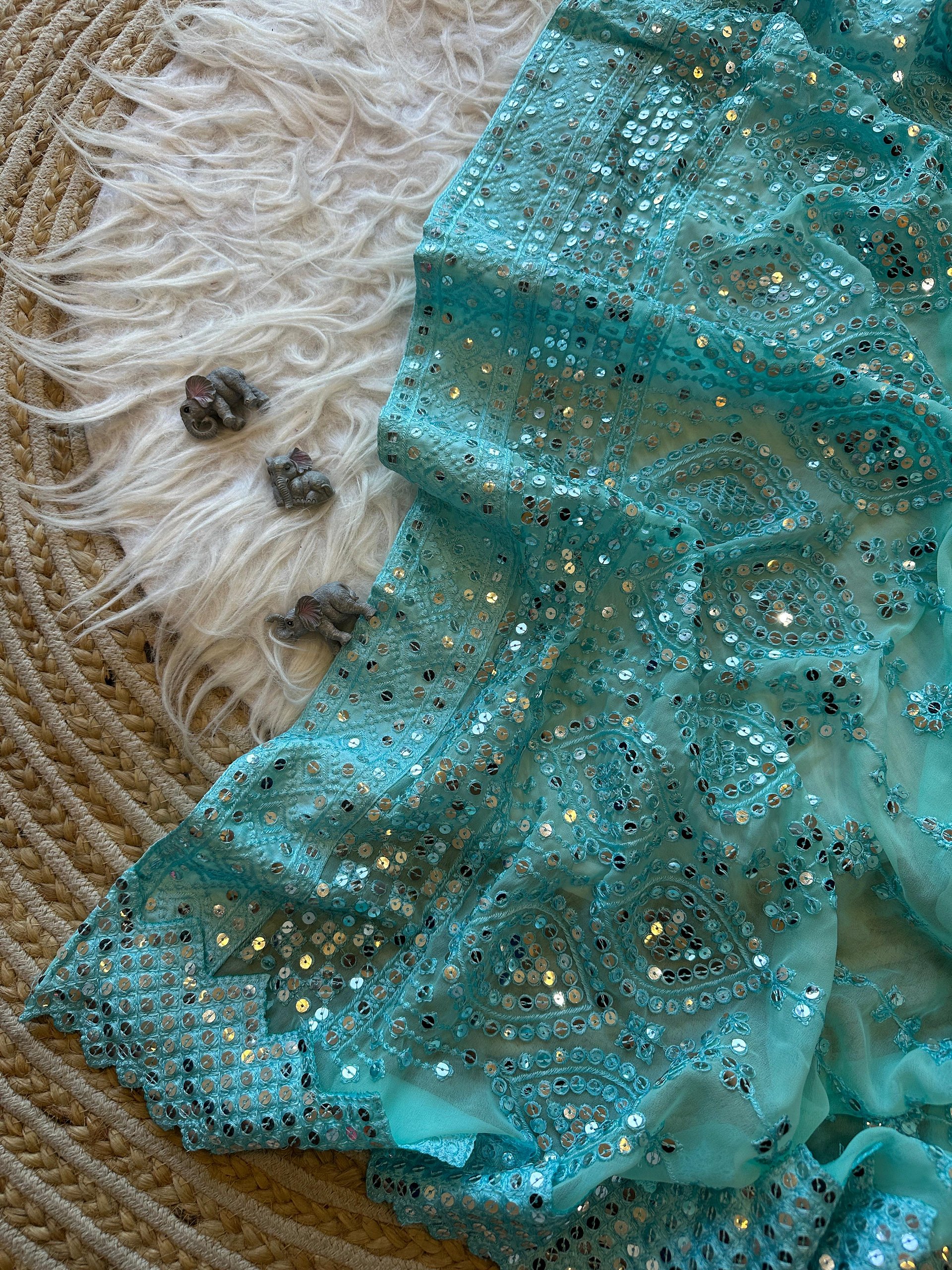Superb Soft Refined Georget Silk Saree With Lucknowi Thread Chikankari product image (4)