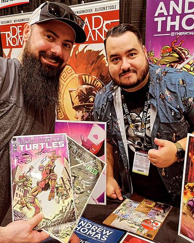 To the end of one series and the beginning of another! I had the pleasure to meet the cover artist @thefatmanwholetters and p...