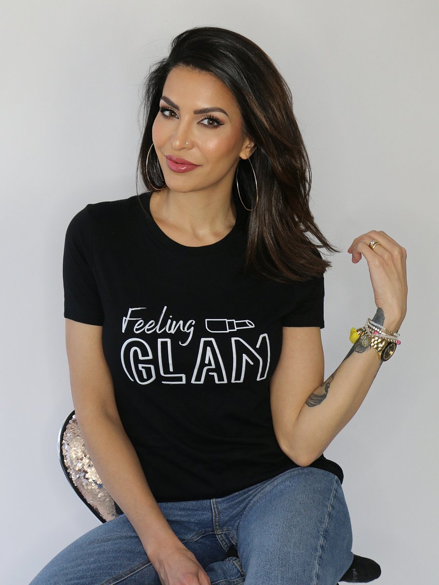 Feeling Glam Lipstick T-Shirt product image (1)