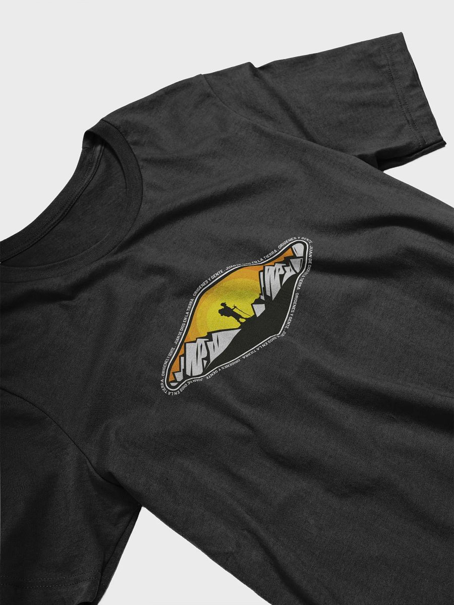 El Viajero - Dark Colors - Unisex T-Shirt product image (3)