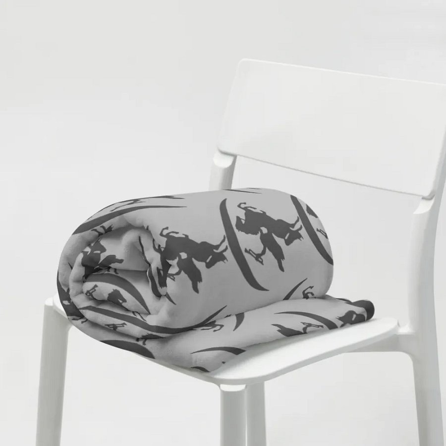 Rogues Hollow Throw Blanket product image (7)