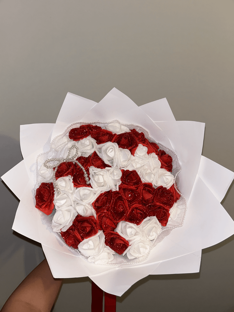 White & Red Glitter Bouquet product image (3)