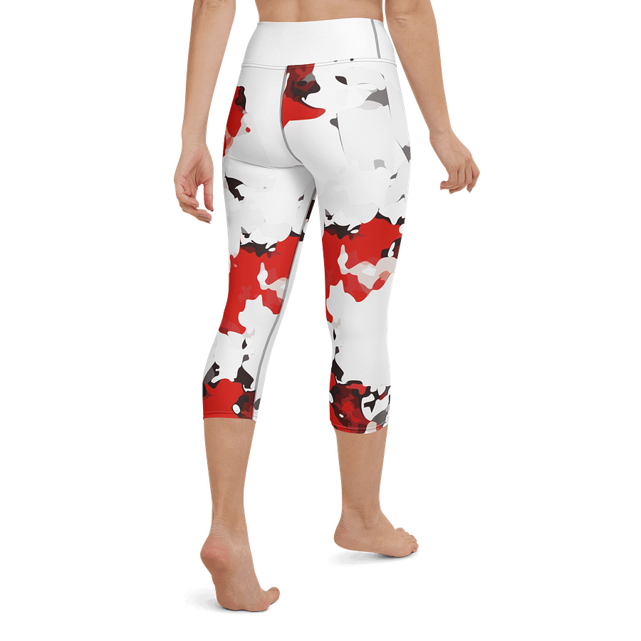 Splatter Chic Yoga Capri Leggings product image (4)
