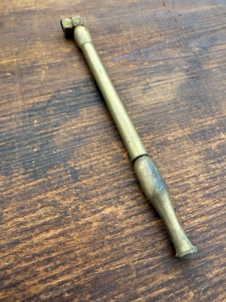 🎎 Japanese Brass Kiseru Tobacco Pipe – Early to Mid-Showa Era – Japan Antique Roadshow product image (2)