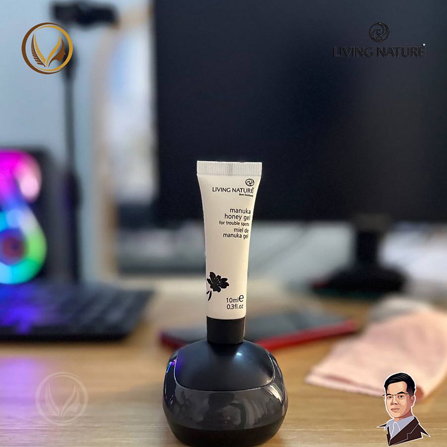 Gel trị mụn, chống viêm ngừa thâm sẹo Living Nature Manuka Honey Gel 10ml product image (4)
