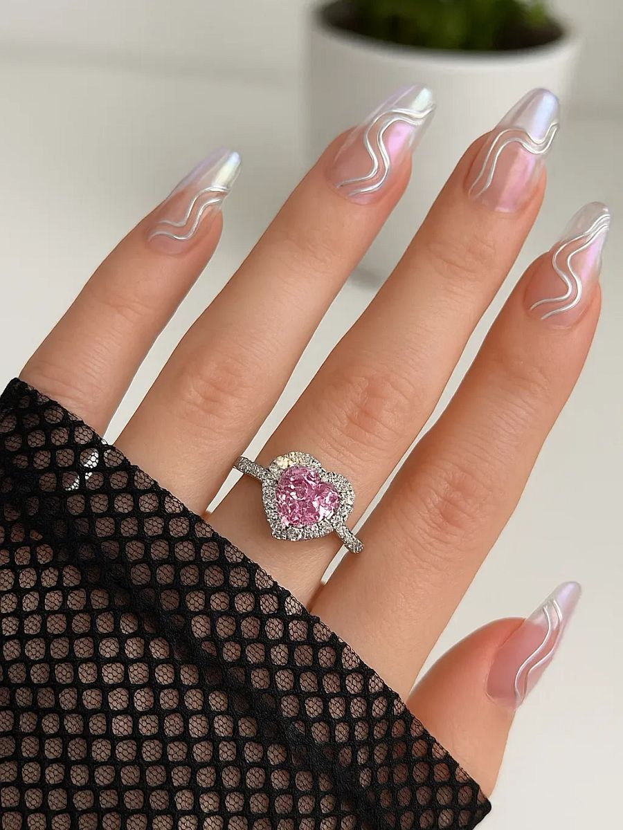 The Amorette Ring product image (2)
