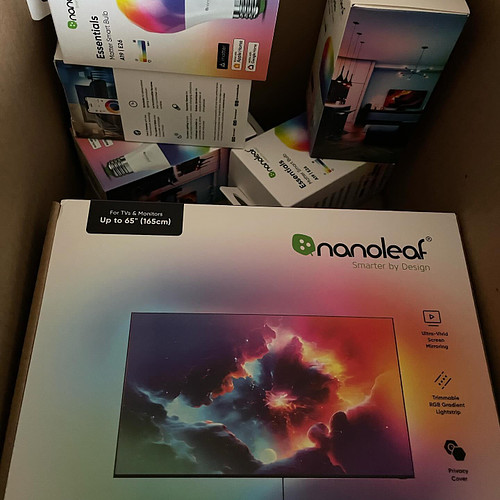 The @nanoleaf stuff just arrived from their Black Friday sale! I can’t believe I only paid 5 bux for each of these bulbs! I c...