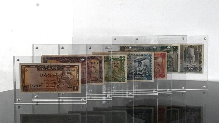 اول مجموعة اصدارات ورقية نقدية كاملة في تاريخ سوريا 1958 - نادر جدا product image (1)